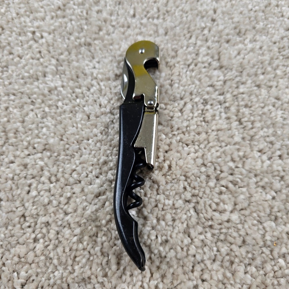 Truetap Wine Opener‎ Black Double Hinged Waiters Corkscrew Wine.com Logo